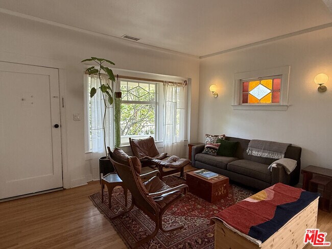 Foto del edificio - 437 S Ave 20