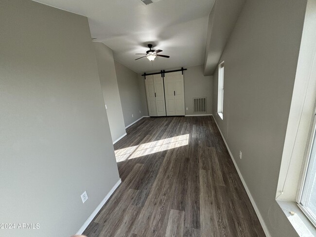 Foto del edificio - 34836 N 30th Ave