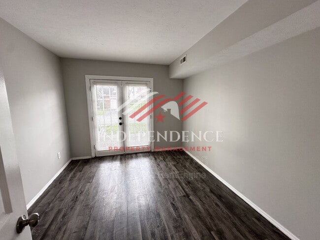 Foto del edificio - 2385 Fieldstone Cir