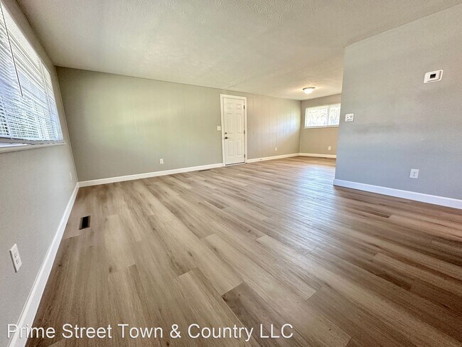 Foto del edificio - 3 br, 1 bath House - 305 Primrose Lane