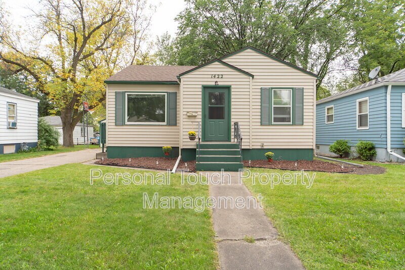 Foto principal - 1422 11th St N