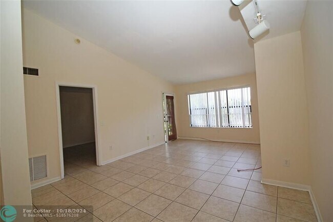 Building Photo - 4241 W McNab Rd