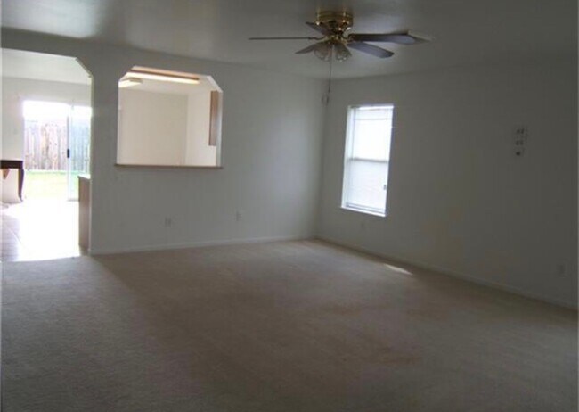 Foto del edificio - 3120 Wild Turkey Ln