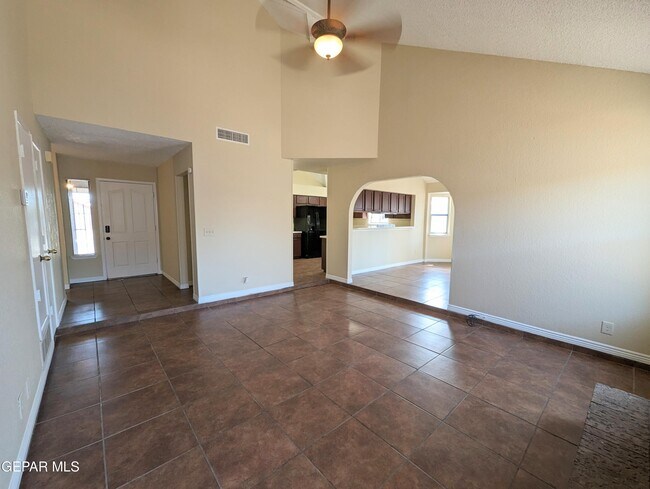 Building Photo - 7705 Le Conte Dr