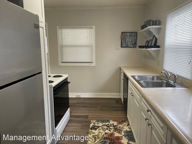 Foto del edificio - 3 br, 1 bath House - 1714 Congress Street