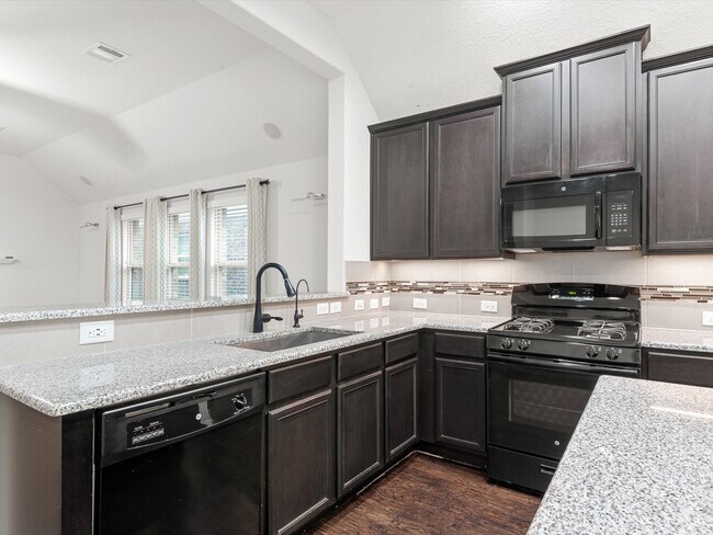 Foto del edificio - 23827 Pennington Hills Dr