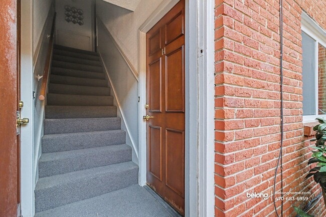 Foto del edificio - 1822 N Rock Springs Rd NE