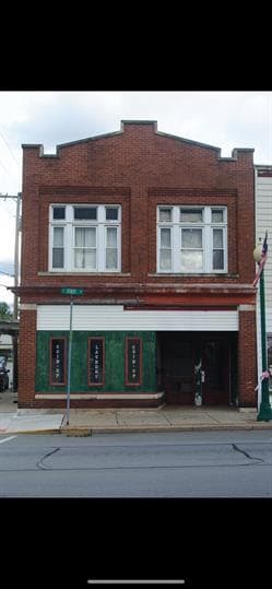 Building Photo - 102 S State St
