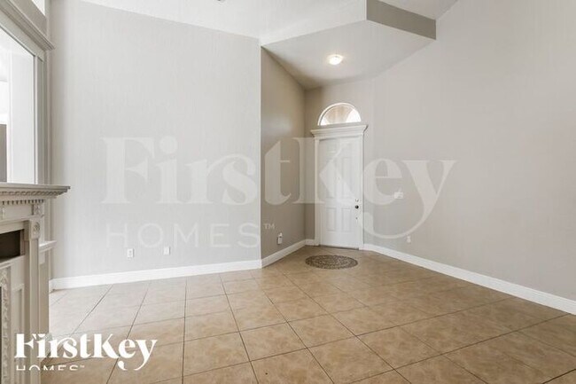 Building Photo - 1695 NE 37th Pl