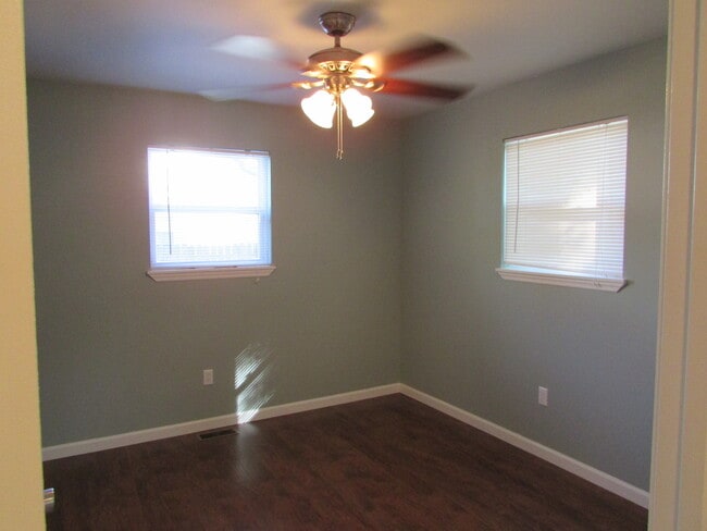 Foto del edificio - 2 Bed 1 Bath House