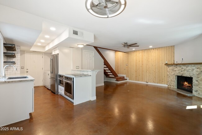 Foto del edificio - 10420 North 11th St