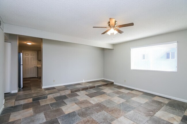 Foto del edificio - 880 W Harrison St