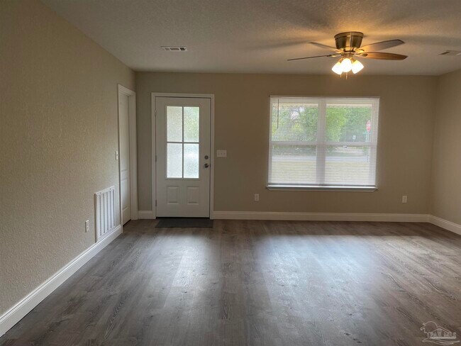 Foto del edificio - 6868 Branding Iron Ln