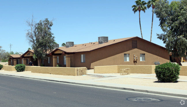 Foto del edificio - Buckeye Villa