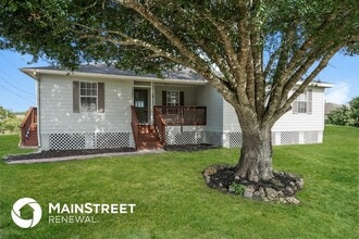 Building Photo - 1301 Olive Ave N