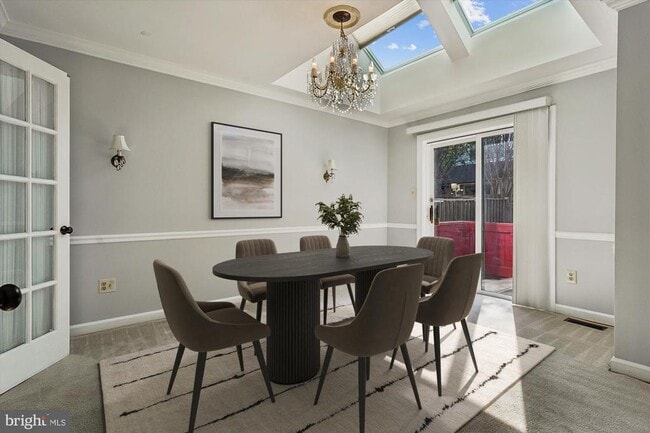 Foto del edificio - 6267 Masefield Ct