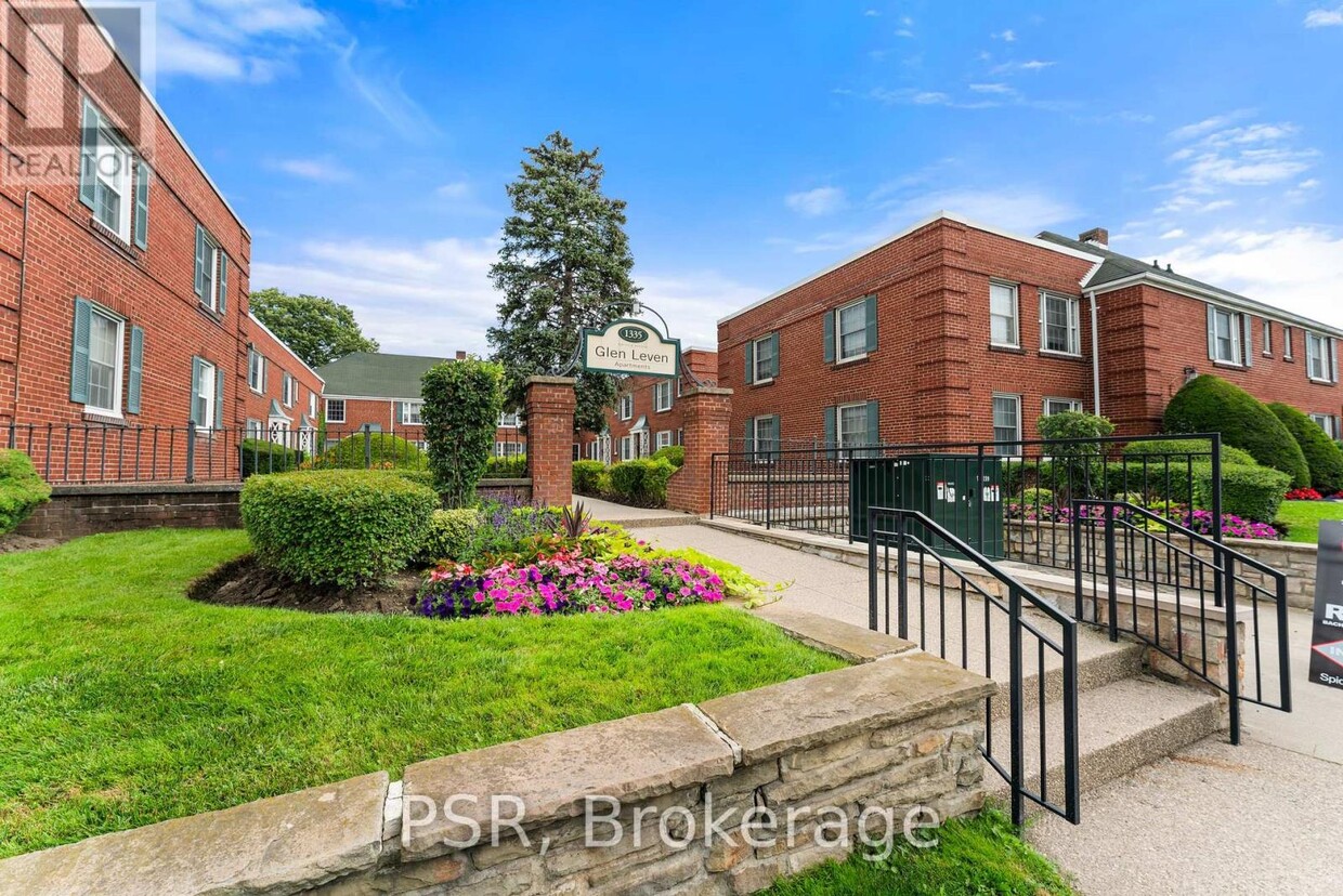 Photo principale - 1365-1365 Bayview Ave