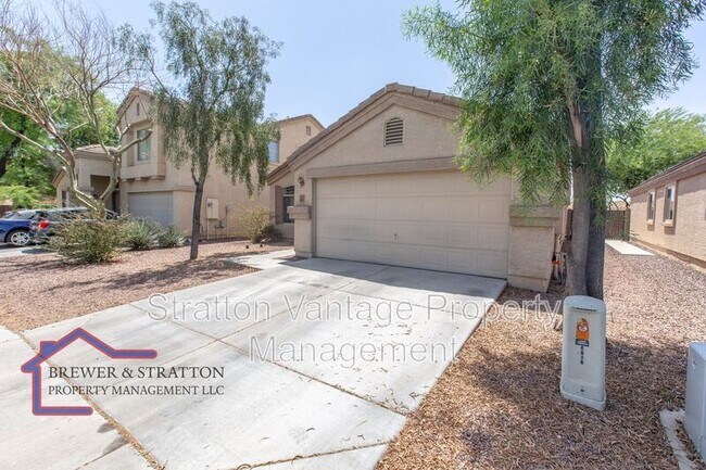 Building Photo - 4612 N 113th Dr