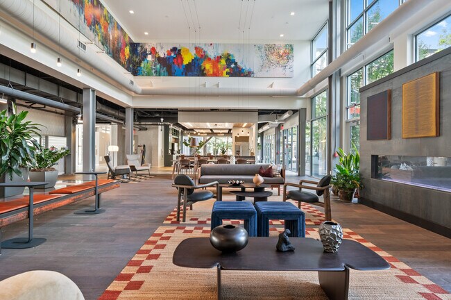 Salón de la sala de estar 2 - The Foundry at 41st