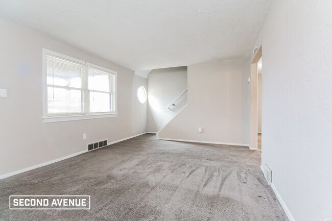 Building Photo - 413 College Park Dr