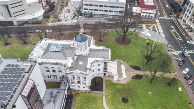 Foto del edificio - 1006 Station Rd