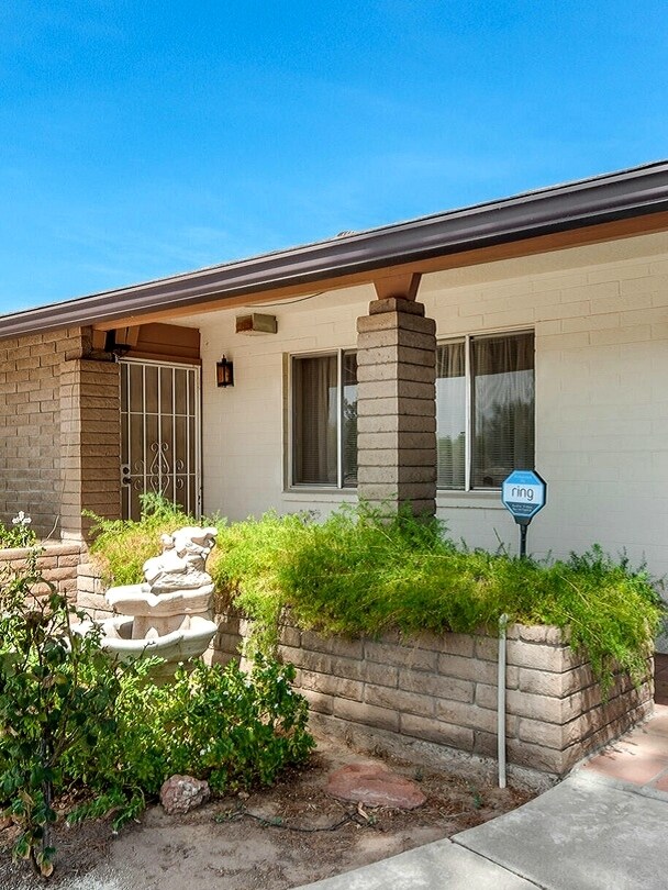 Foto del edificio - 13635 N 23rd Ave