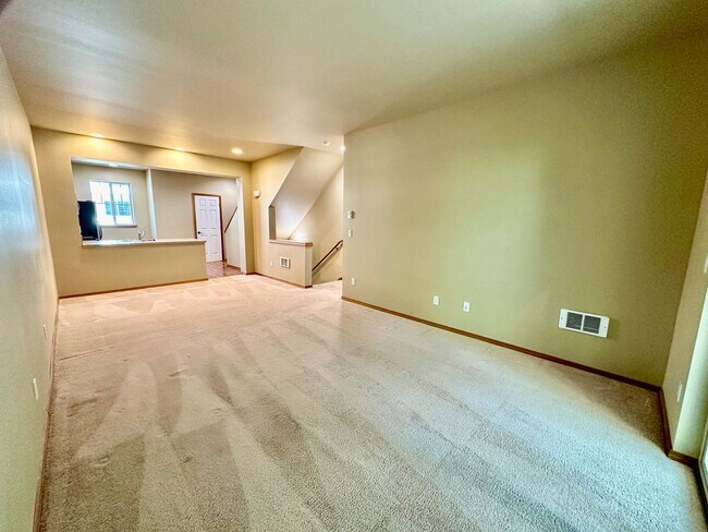 Foto del edificio - Spacious 2 Bedroom Sagebrook Townhome