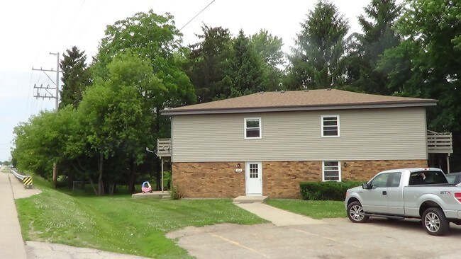 Building Photo - 501-503 W Brink St