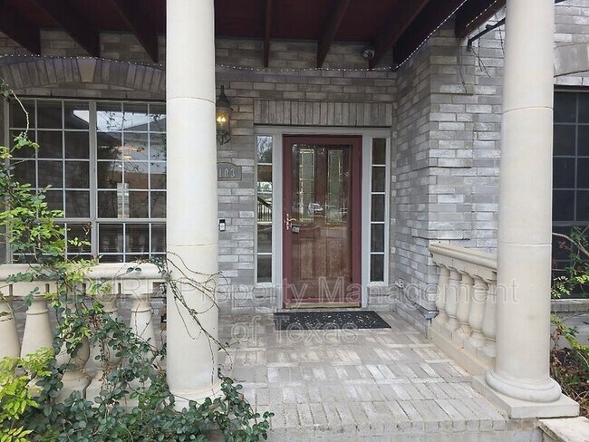 Foto del edificio - 1103 Seton Hall Ln