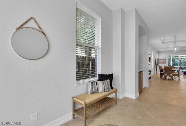 Foto del edificio - 590 110th Ave N