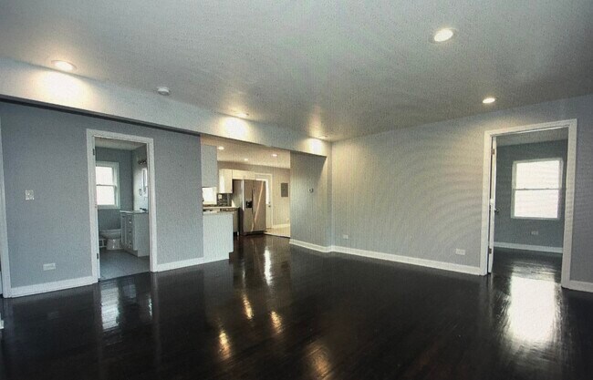 Building Photo - 102 N Kenilworth Ave