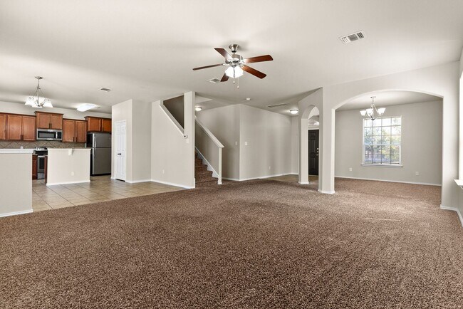 Foto del edificio - 1st MONTH FREE RENT!!
