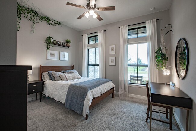 Foto del edificio - 3036 Cirrus Heights Ct