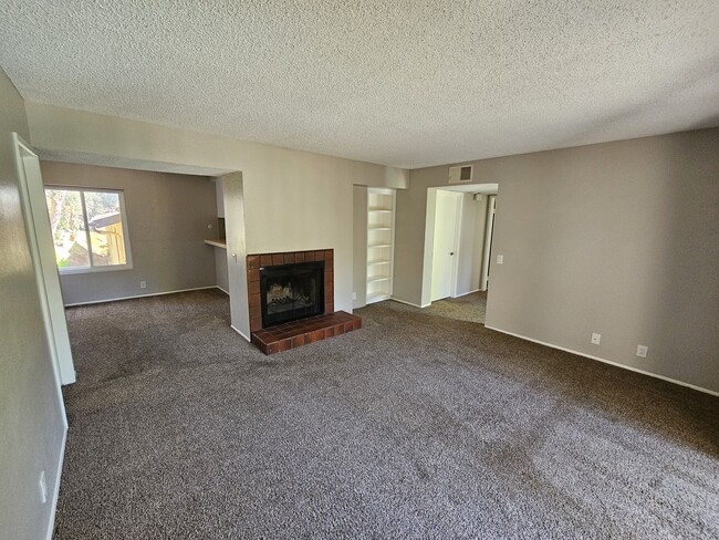 Building Photo - 2157 Arnold Way