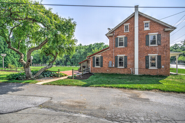 Building Photo - 2555 Old Philadelphia Pike