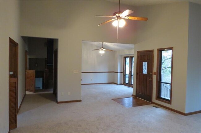Foto del edificio - 3701 Frey Lake Rd NW