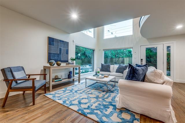 Foto del edificio - 5908 Melshire Dr