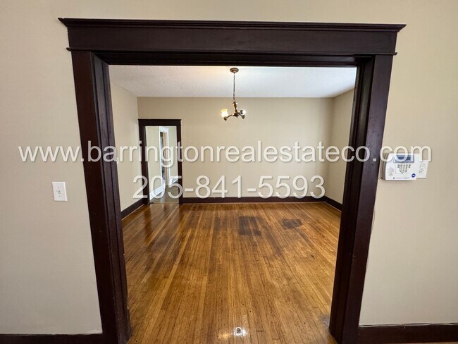 Foto del edificio - 609 Bell Ave