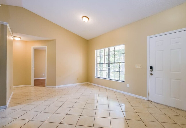 Foto del edificio - 3799 Sutters Mill Cir