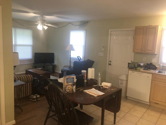 Building Photo - 16-B Bolin Heights