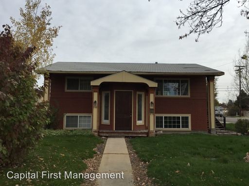 Building Photo - 1700 N Fowler St