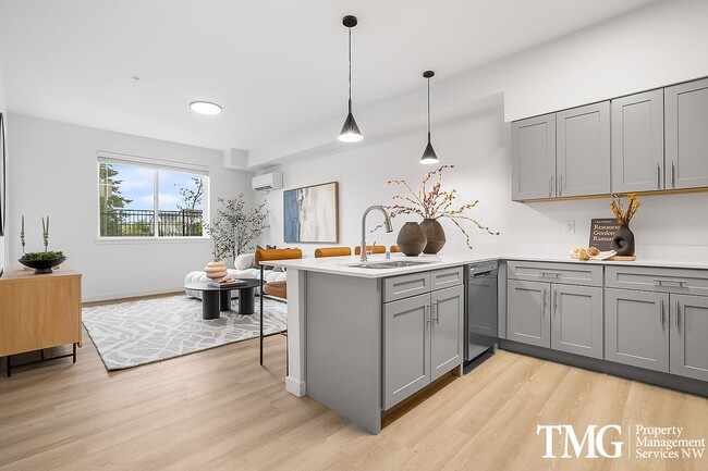 Interior Photo - The Timothy