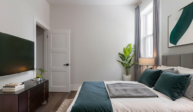 Photo du bâtiment - 3-52 Charlton Avenue West Hamilton