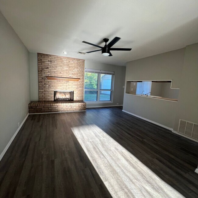 Building Photo - Everything You Need. All Right Here