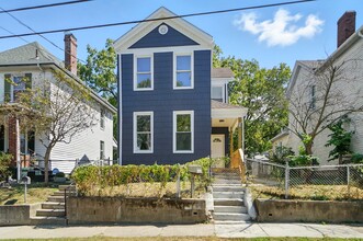 Building Photo - 2142 Benninghofen Ave