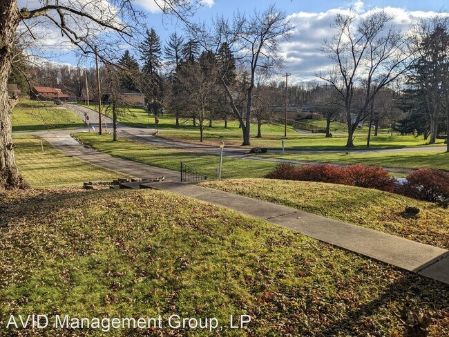 Foto del edificio - 3 br, 1 bath House - 325 Woodhaven Dr