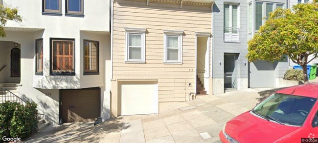 Building Photo - 272 Chestnut St