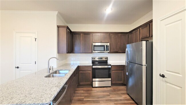 Foto del edificio - 10323 Candlewood Wy