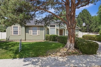 Building Photo - 7646 Cypress Ln