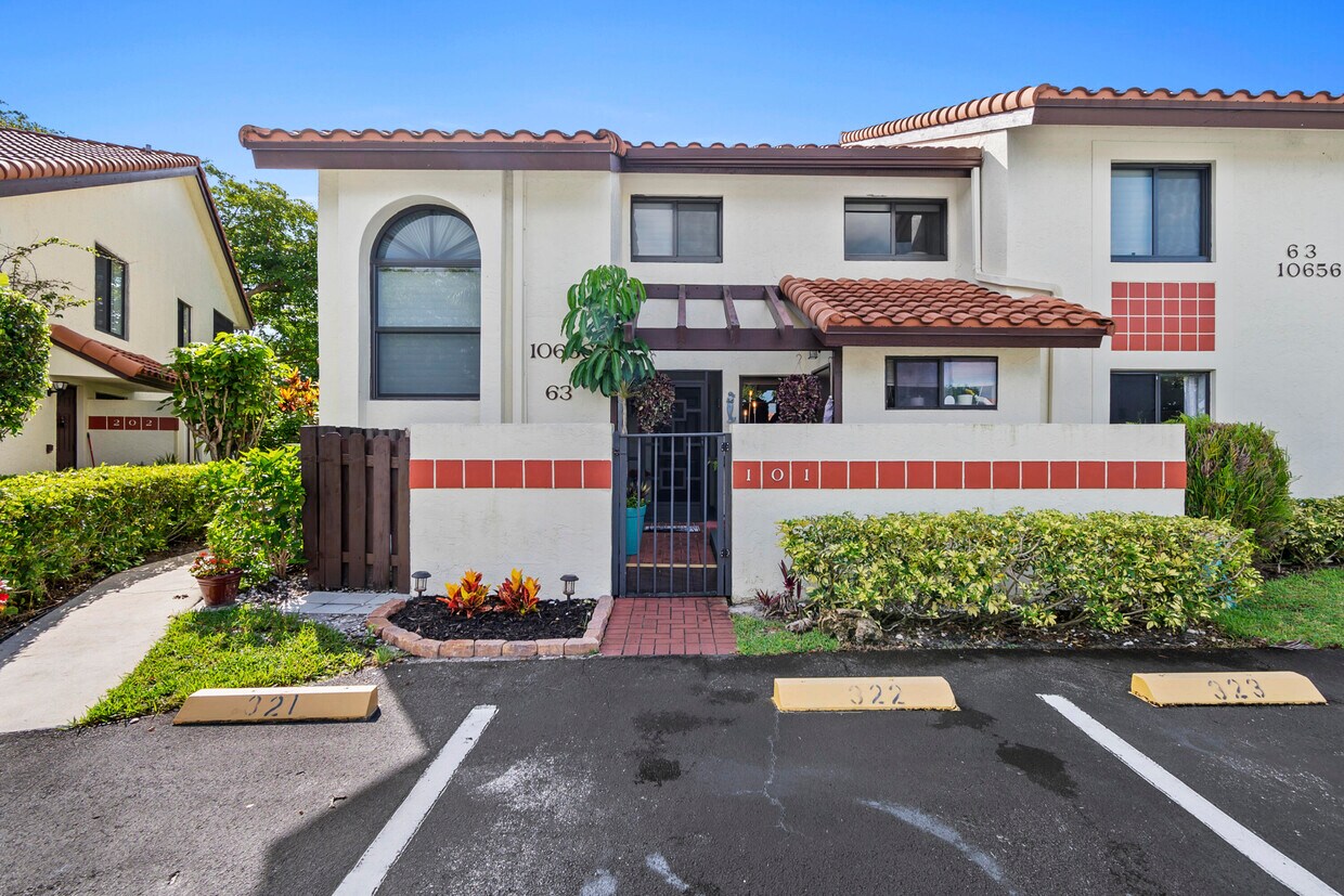 10656 Tropic Palm Ave Unit 101, Boynton Beach, FL 33437 Condo for
